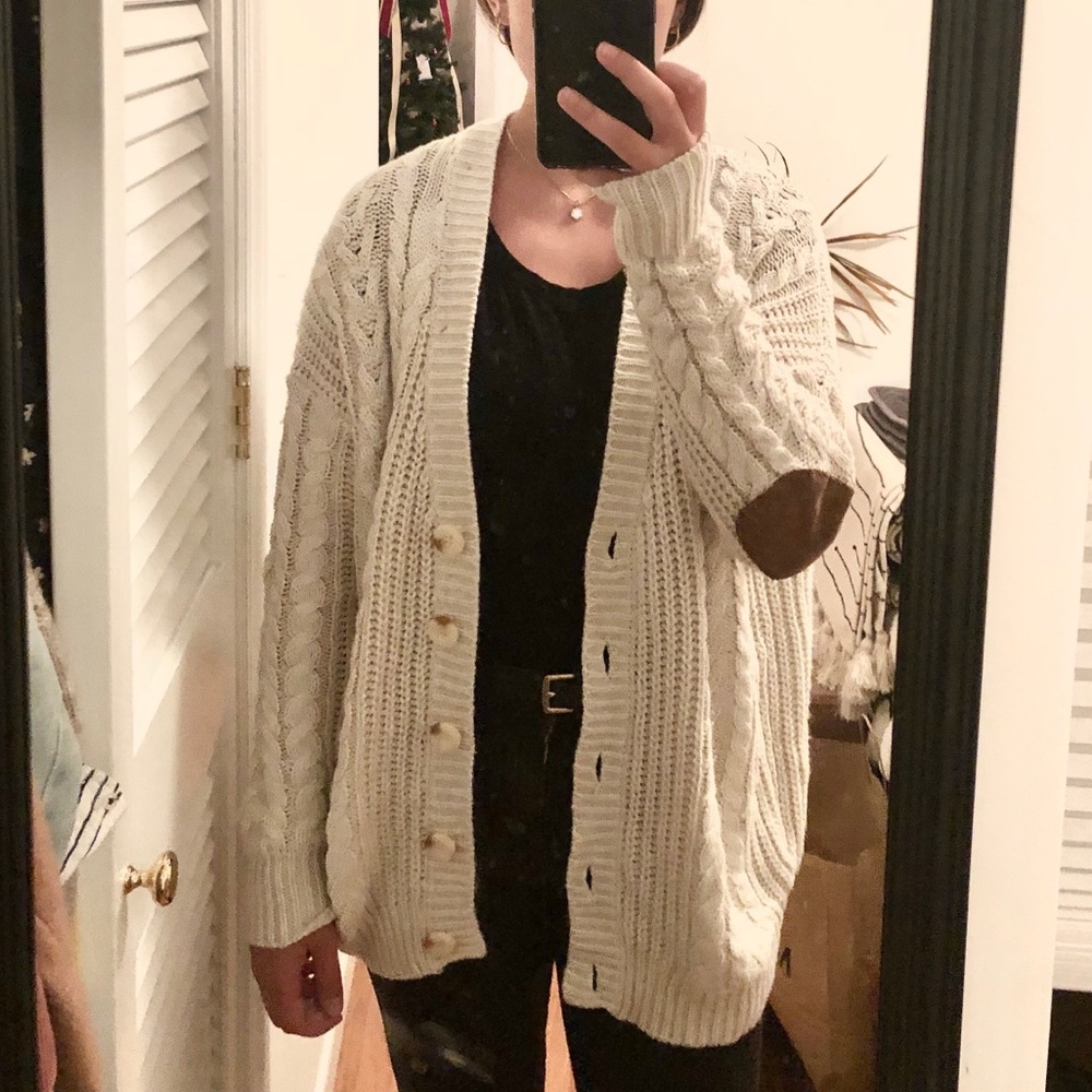 Urban Outfitters Oversized Cardigan size M